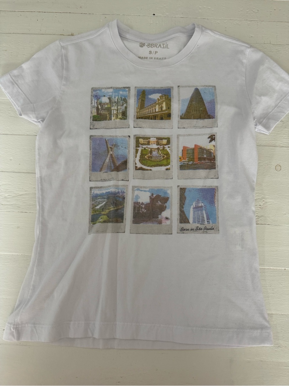 Brasil White Graphic Crewneck Tee